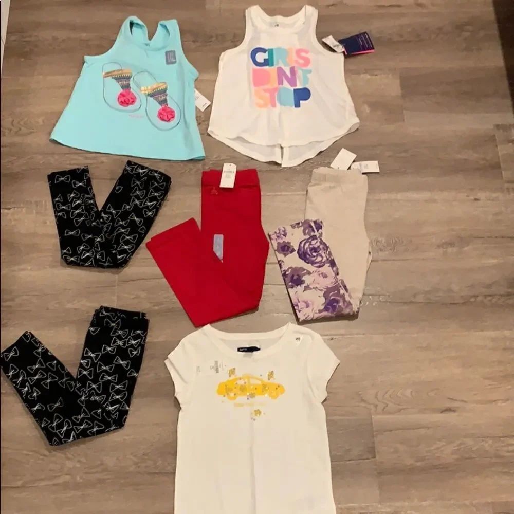 Gap top and bottom bundle 7